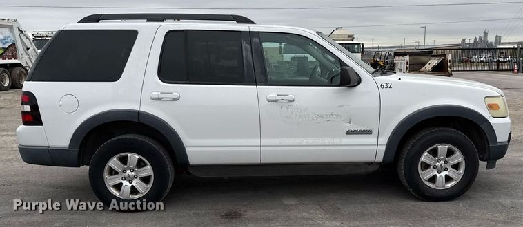 image for item EJ3423 2007 Ford Explorer SUV