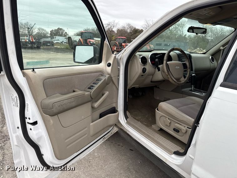 image for item EJ3423 2007 Ford Explorer SUV