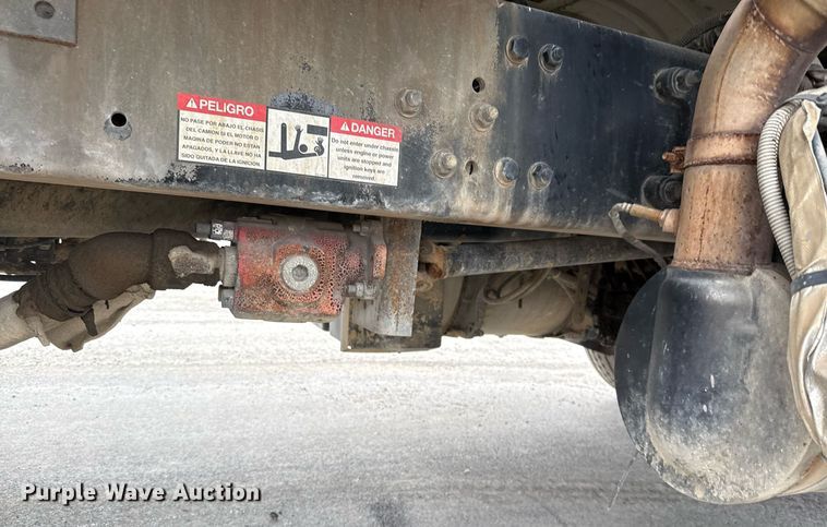 image for item EJ3424 2016 Freightliner Business Class M2 106 refuse truck