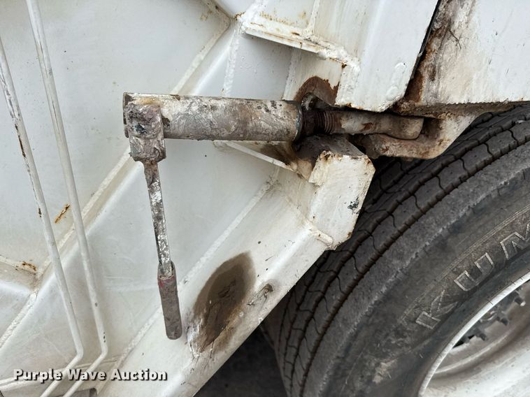 image for item EJ3424 2016 Freightliner Business Class M2 106 refuse truck