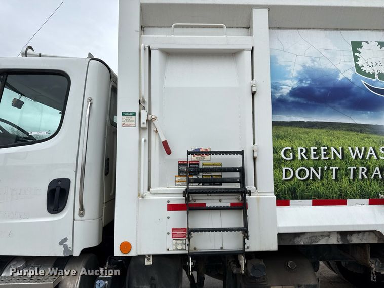 image for item EJ3424 2016 Freightliner Business Class M2 106 refuse truck