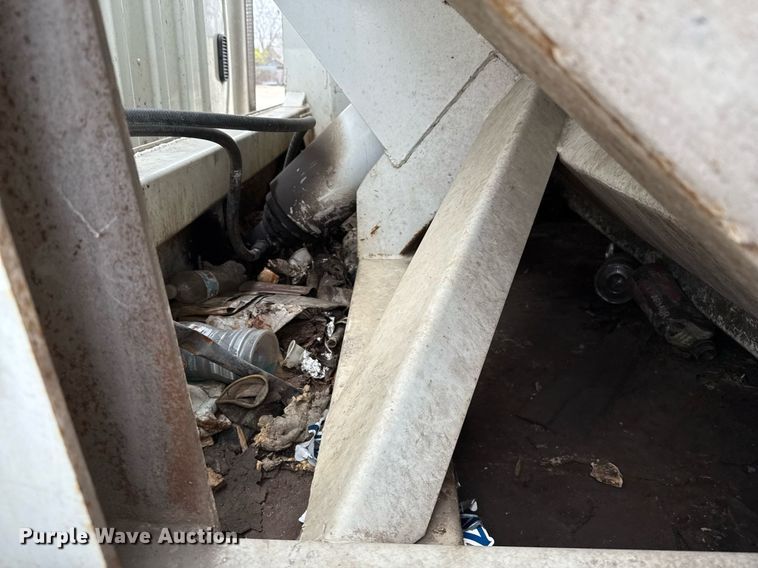 image for item EJ3424 2016 Freightliner Business Class M2 106 refuse truck