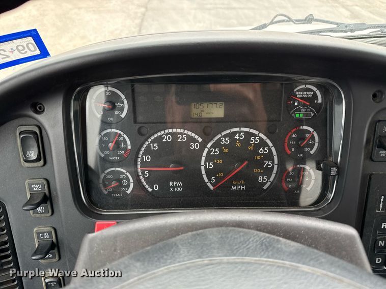 image for item EJ3424 2016 Freightliner Business Class M2 106 refuse truck