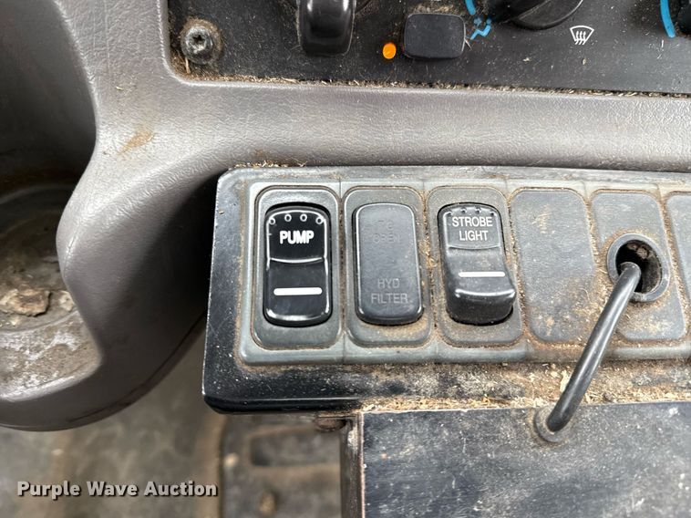 image for item EJ3424 2016 Freightliner Business Class M2 106 refuse truck