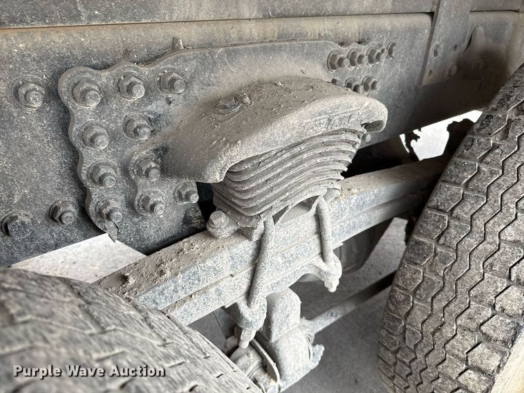 image for item EJ3424 2016 Freightliner Business Class M2 106 refuse truck