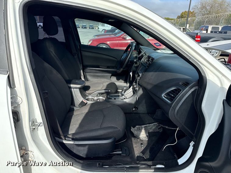 image for item EJ3426 2013 Dodge Avenger 