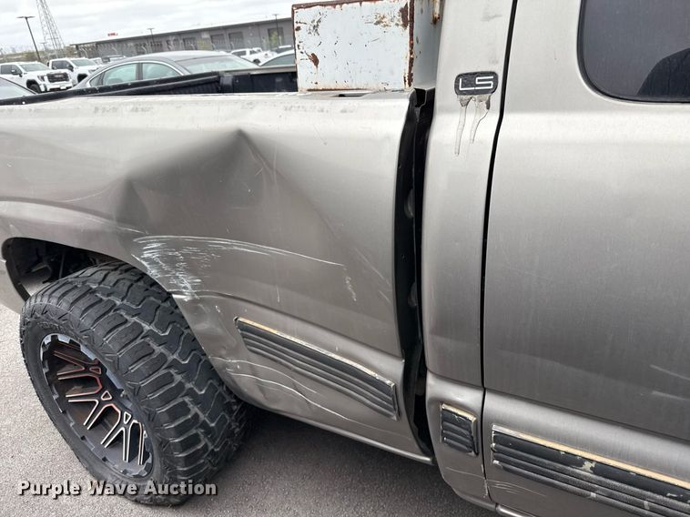 image for item EJ3427 1999 Chevrolet Silverado 1500 Ext. Cab pickup truck