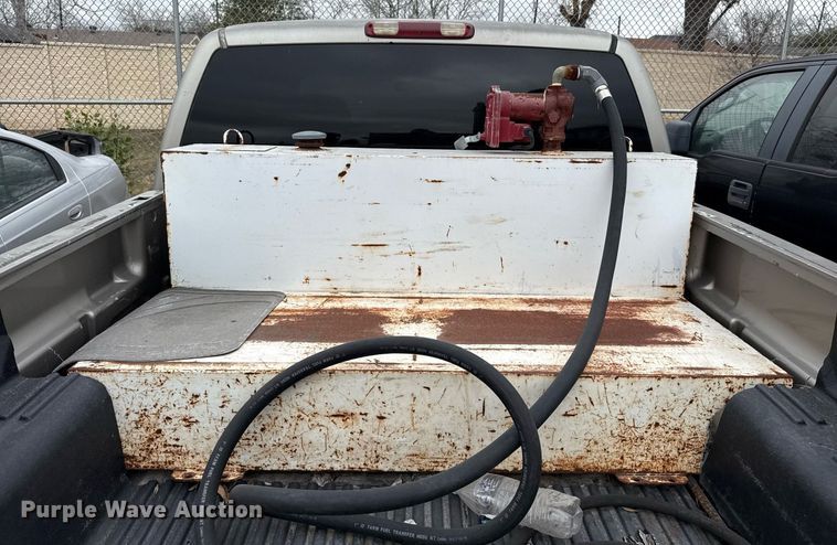 image for item EJ3427 1999 Chevrolet Silverado 1500 Ext. Cab pickup truck