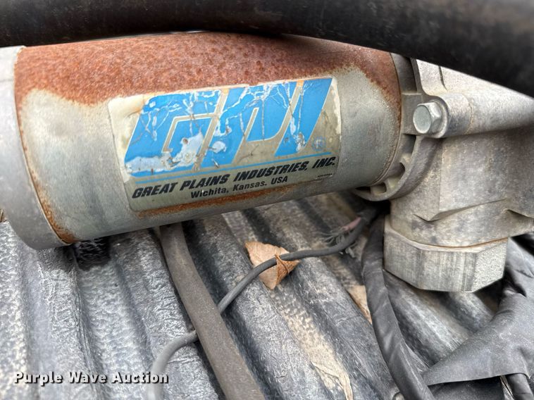 image for item EJ3427 1999 Chevrolet Silverado 1500 Ext. Cab pickup truck