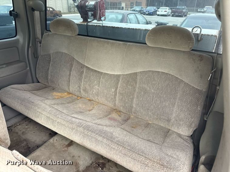 image for item EJ3427 1999 Chevrolet Silverado 1500 Ext. Cab pickup truck