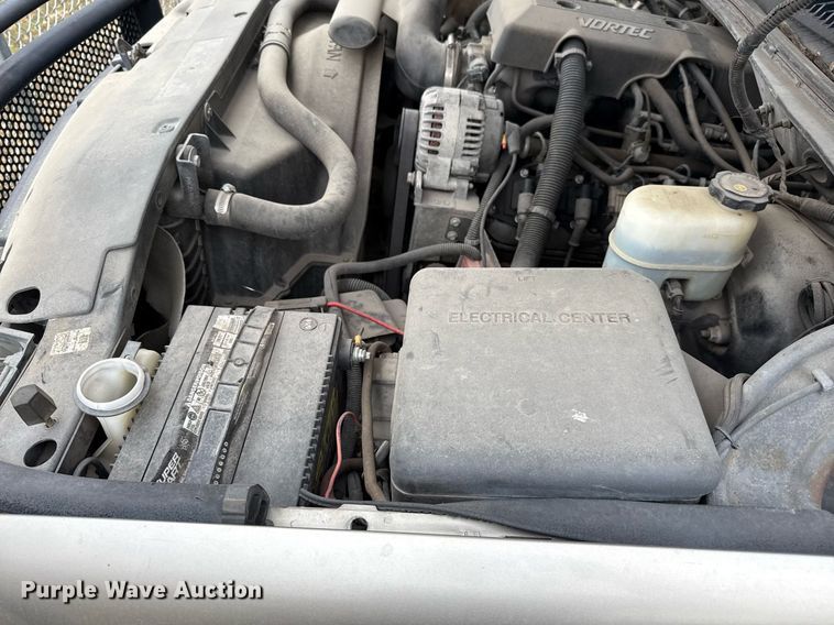 image for item EJ3427 1999 Chevrolet Silverado 1500 Ext. Cab pickup truck