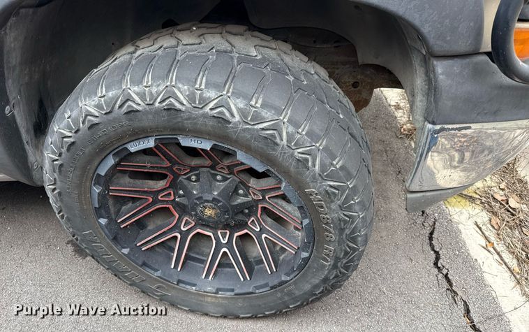 image for item EJ3427 1999 Chevrolet Silverado 1500 Ext. Cab pickup truck