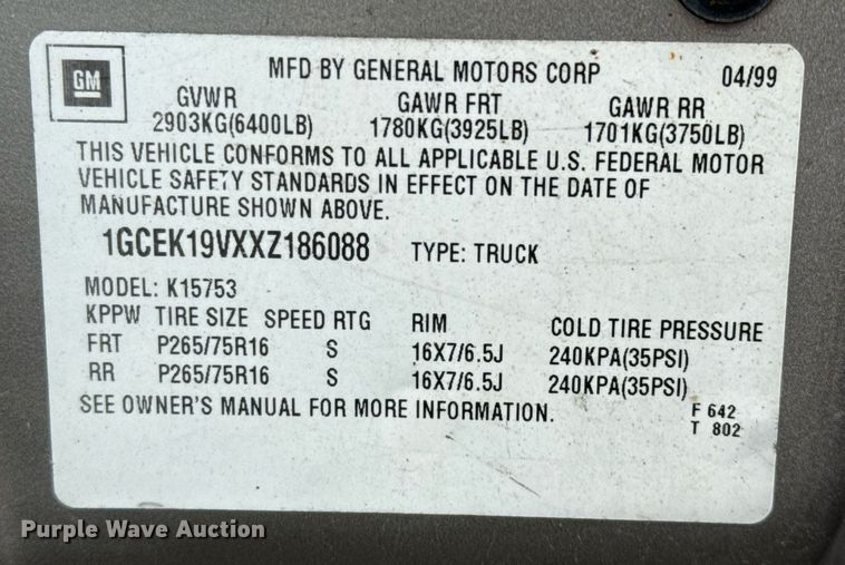 image for item EJ3427 1999 Chevrolet Silverado 1500 Ext. Cab pickup truck