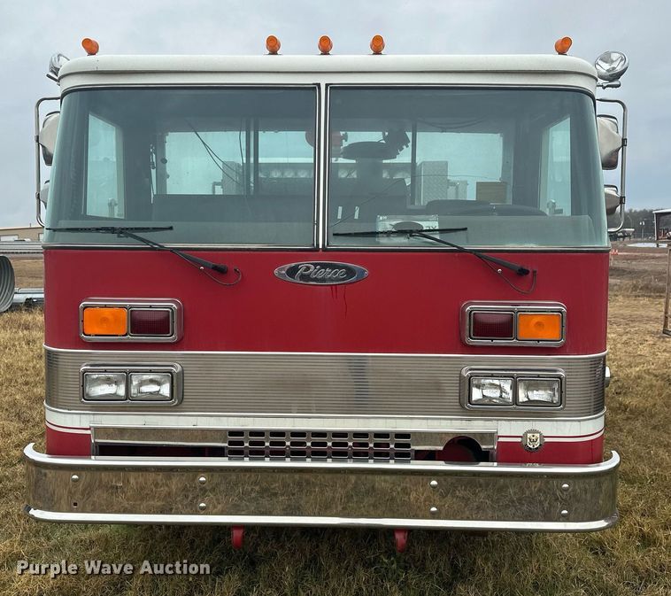 image for item EJ5310 1989 Pierce pumper fire truck