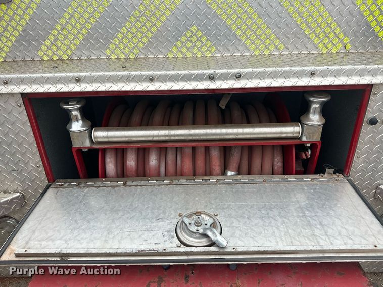 image for item EJ5310 1989 Pierce pumper fire truck