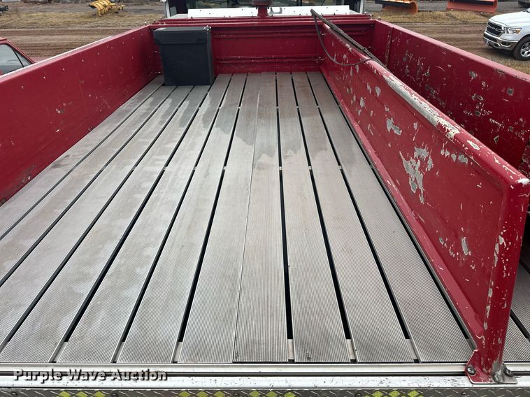 image for item EJ5310 1989 Pierce pumper fire truck