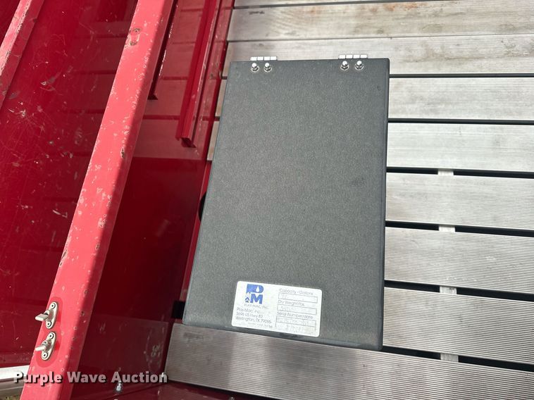 image for item EJ5310 1989 Pierce pumper fire truck