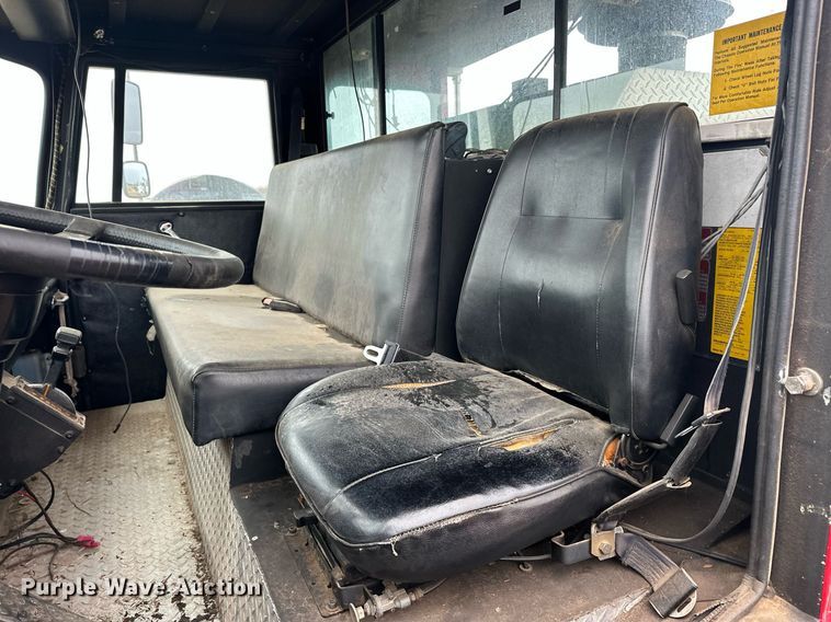 image for item EJ5310 1989 Pierce pumper fire truck