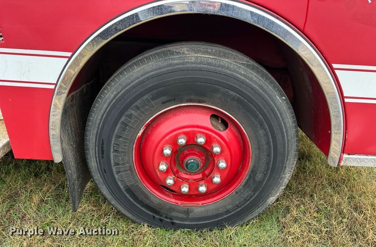 image for item EJ5310 1989 Pierce pumper fire truck