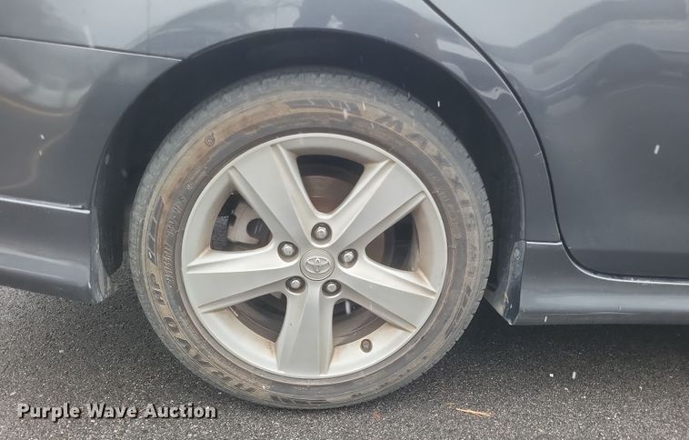 image for item EJ8123 2011 Toyota Camry 