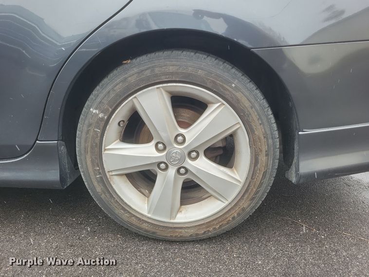 image for item EJ8123 2011 Toyota Camry 