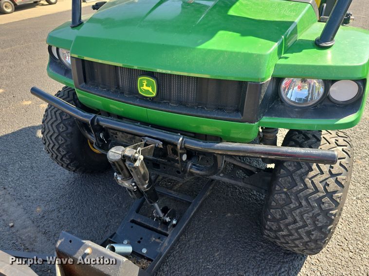 image for item EK6418 2016 John Deere  HPX Gator utility vehicle