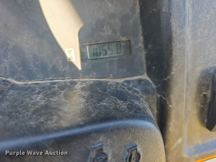 image for item EK6418 2016 John Deere  HPX Gator utility vehicle