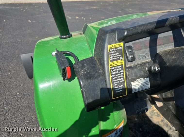 image for item EK6418 2016 John Deere  HPX Gator utility vehicle