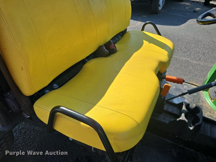 image for item EK6418 2016 John Deere  HPX Gator utility vehicle