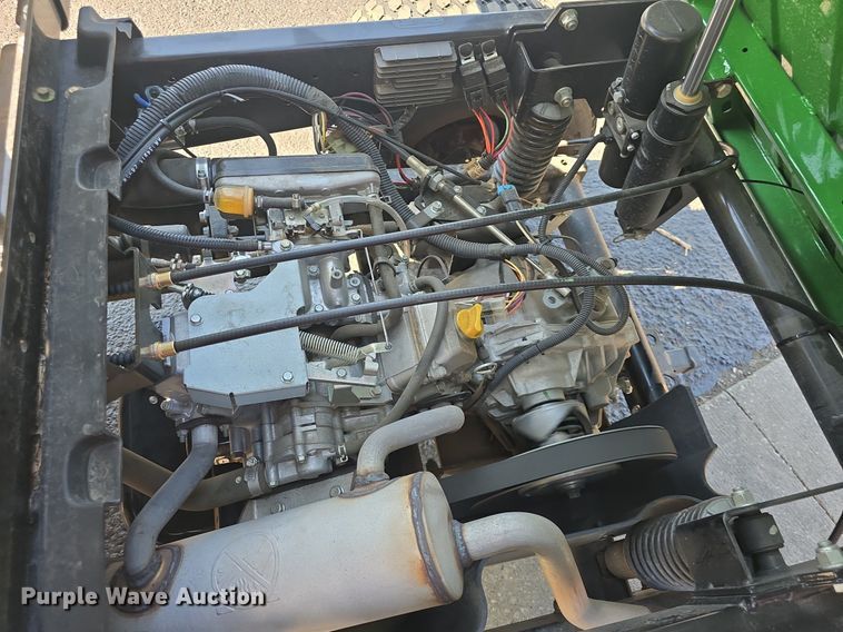 image for item EK6418 2016 John Deere  HPX Gator utility vehicle