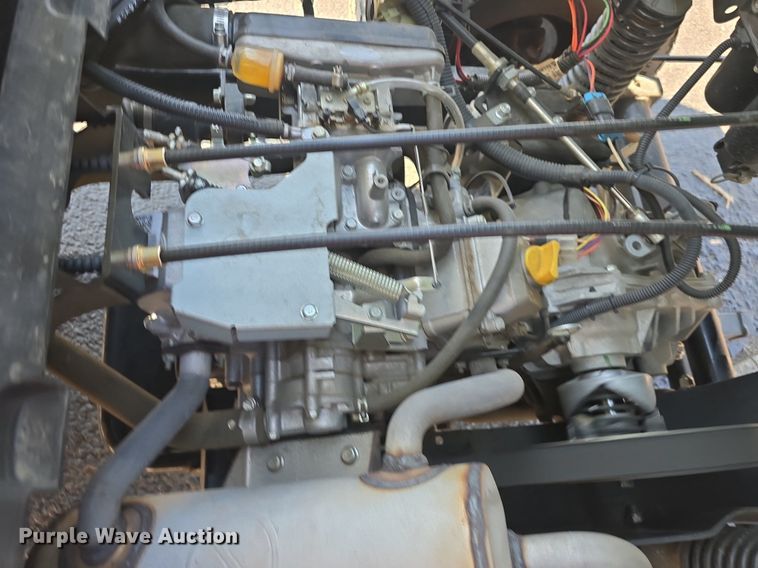 image for item EK6418 2016 John Deere  HPX Gator utility vehicle