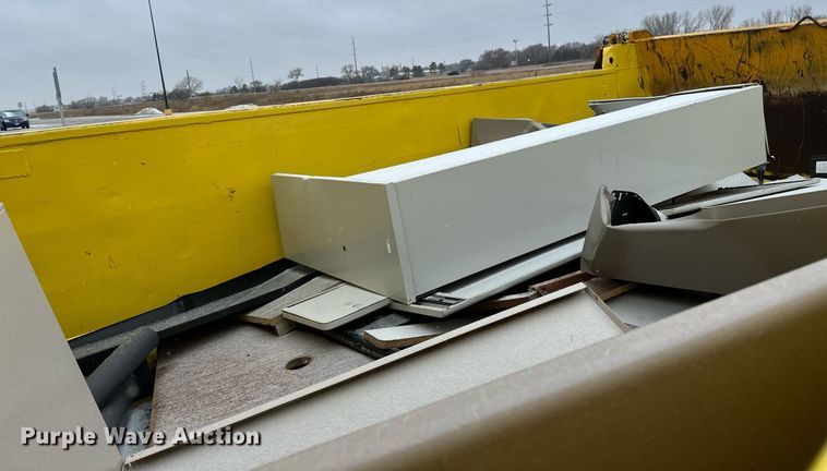 image for item EN3007 1998 International  2554 dump truck