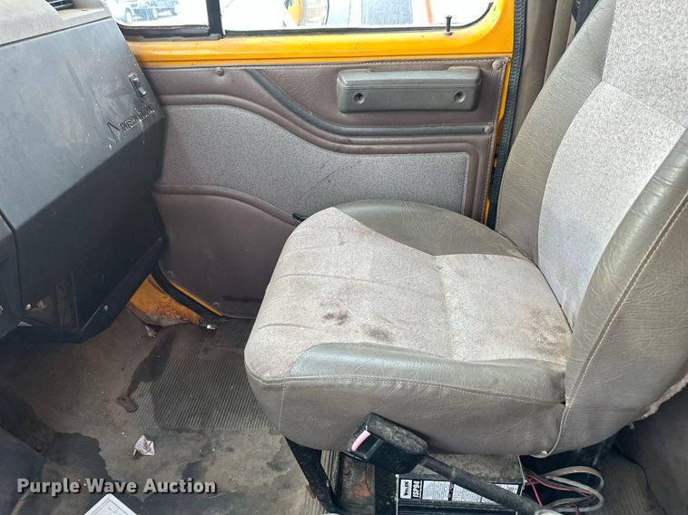 image for item EN3007 1998 International  2554 dump truck