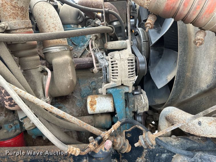 image for item EN3007 1998 International  2554 dump truck