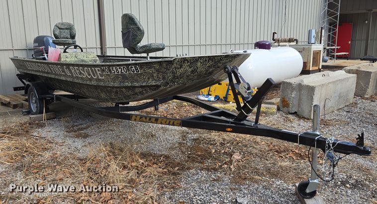 image for item EQ3787 2003 Driscoll Custom Boats  boat