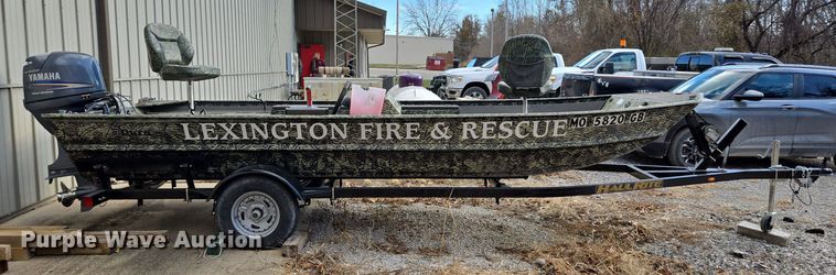 image for item EQ3787 2003 Driscoll Custom Boats  boat