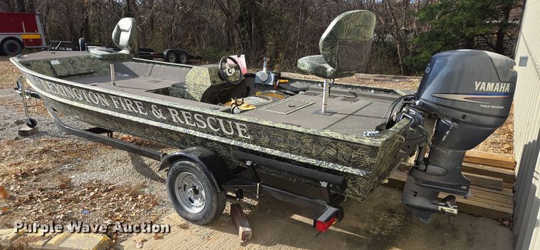 image for item EQ3787 2003 Driscoll Custom Boats  boat