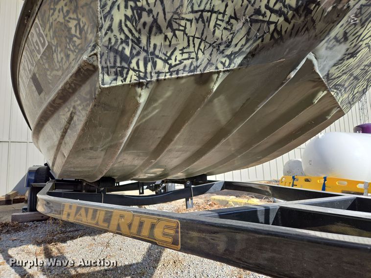 image for item EQ3787 2003 Driscoll Custom Boats  boat