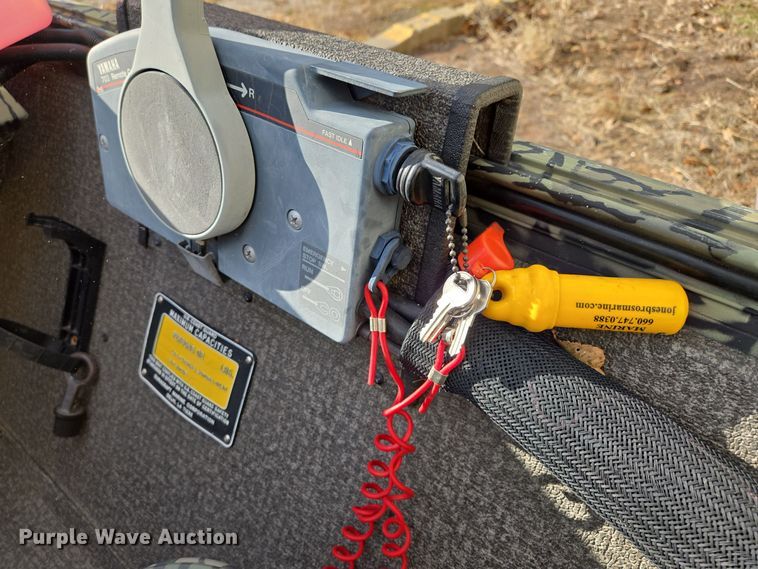 image for item EQ3787 2003 Driscoll Custom Boats  boat