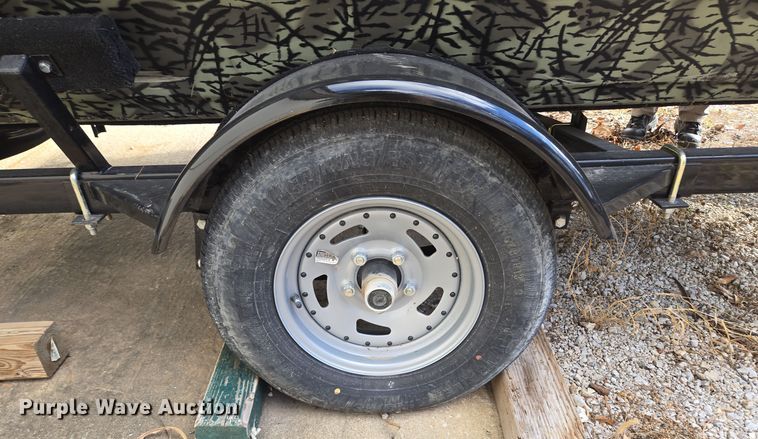 image for item EQ3787 2003 Driscoll Custom Boats  boat