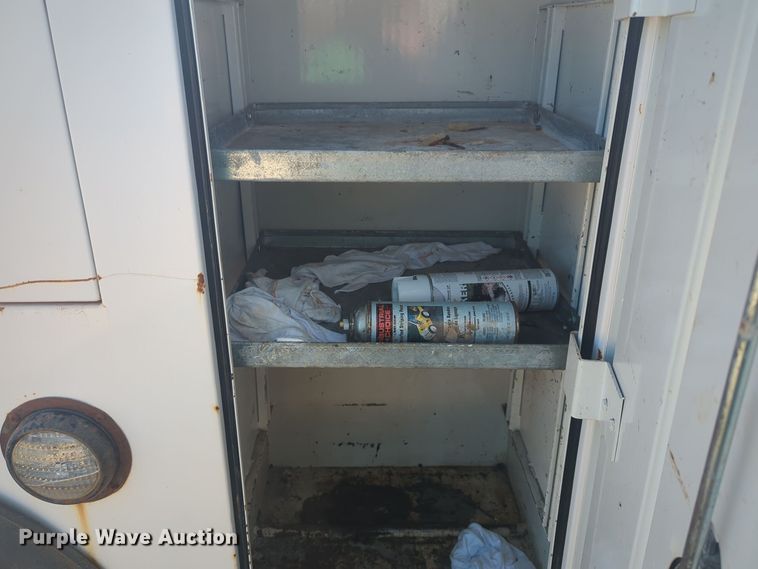 image for item ER1041 2004 Ford F550 utility / service truck