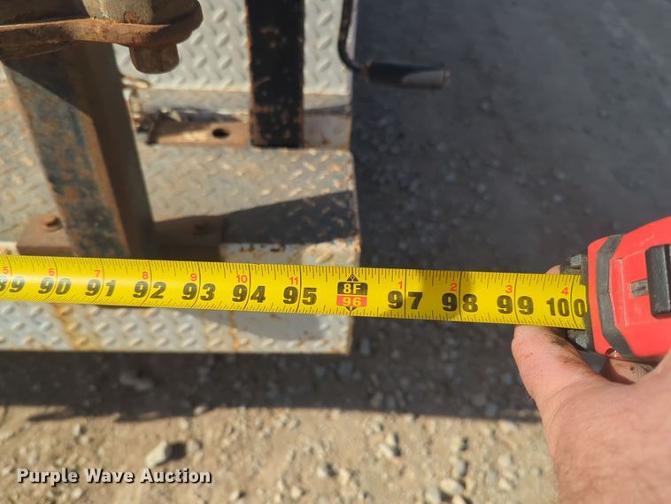 image for item ER1041 2004 Ford F550 utility / service truck