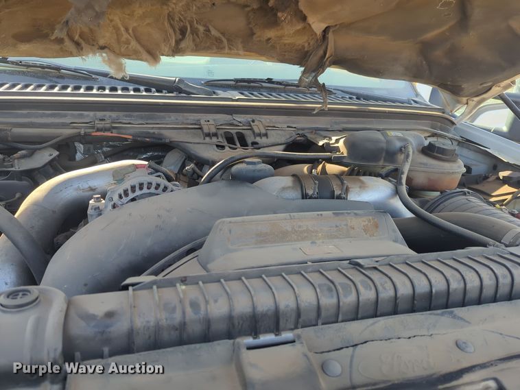 image for item ER1041 2004 Ford F550 utility / service truck