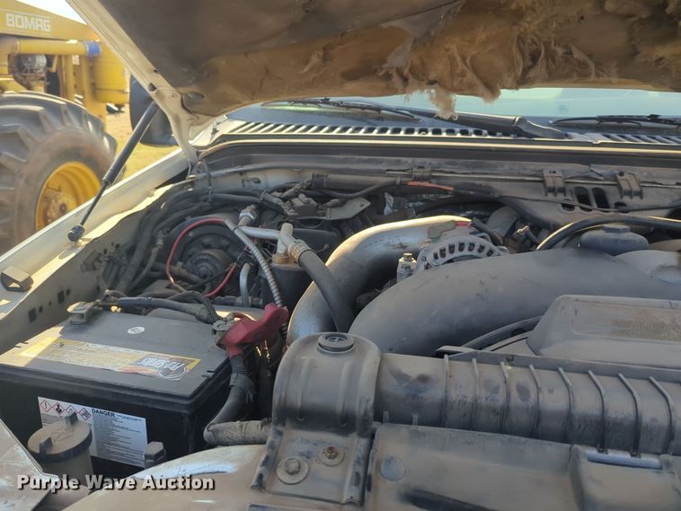 image for item ER1041 2004 Ford F550 utility / service truck