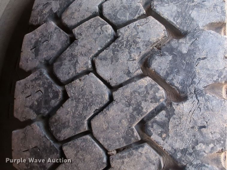 image for item ER1041 2004 Ford F550 utility / service truck