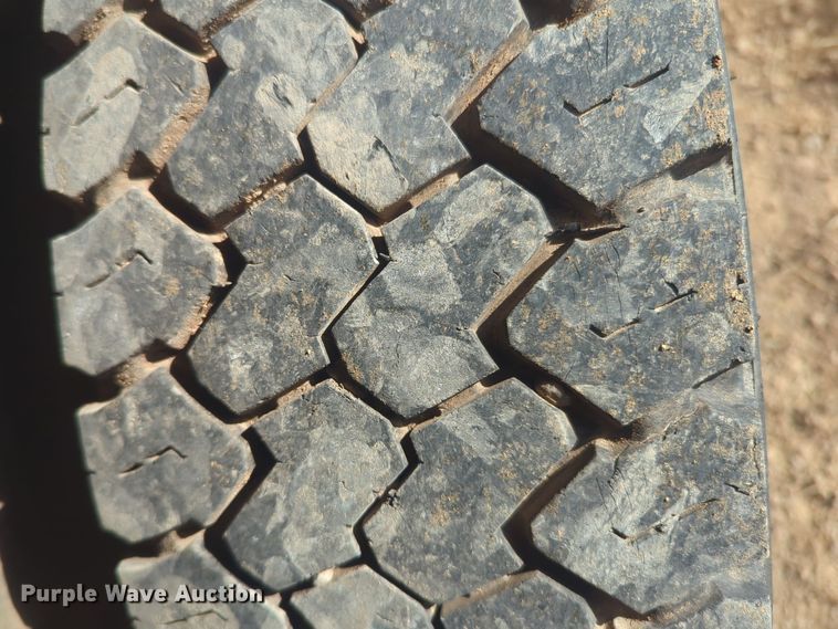 image for item ER1041 2004 Ford F550 utility / service truck