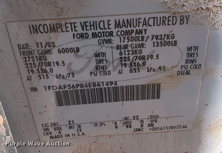 image for item ER1041 2004 Ford F550 utility / service truck