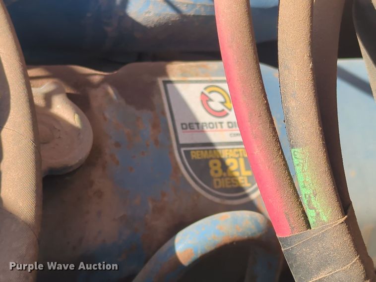 image for item ER1042 1985 Ford F700 pumper fire truck