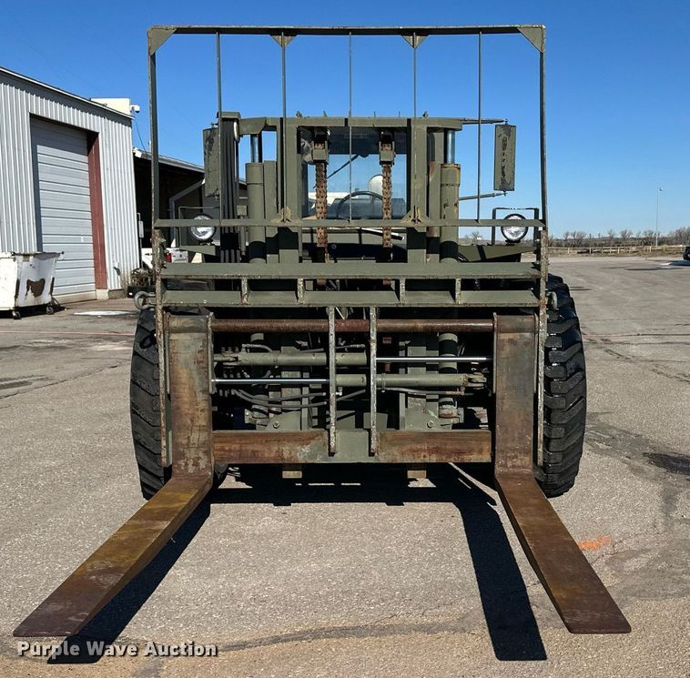 image for item ER8626 Lift King forklift