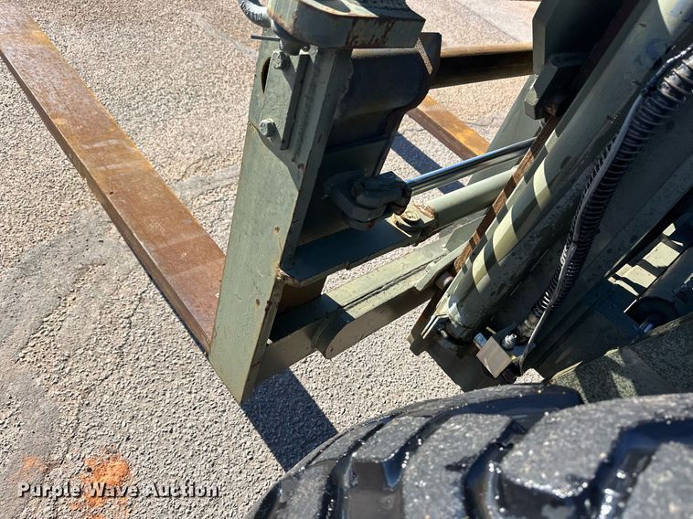 image for item ER8626 Lift King forklift